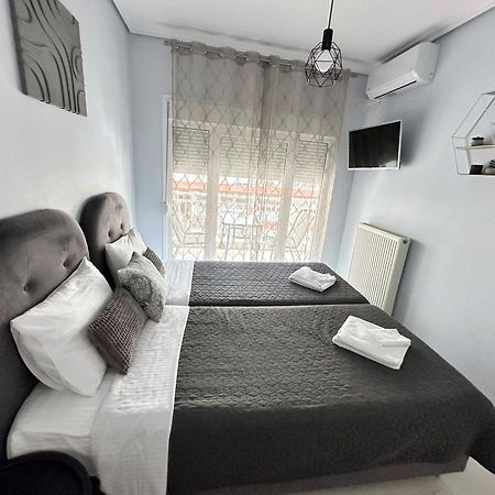 Eden Suite Paralia Luaran gambar