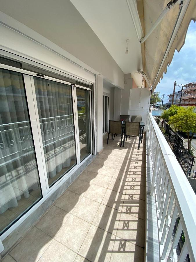 Eden Suite Paralia Luaran gambar