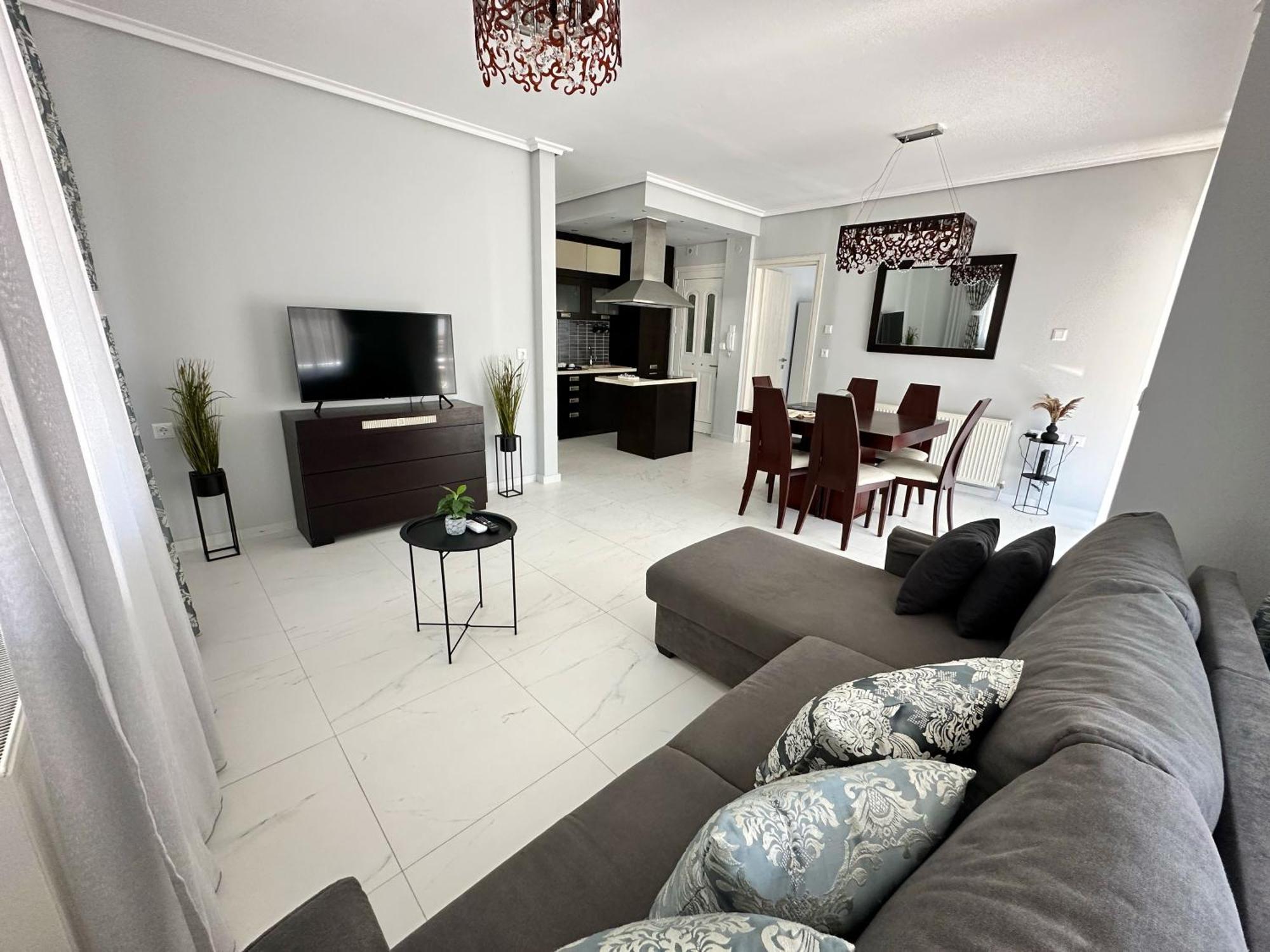 Eden Suite Paralia Luaran gambar