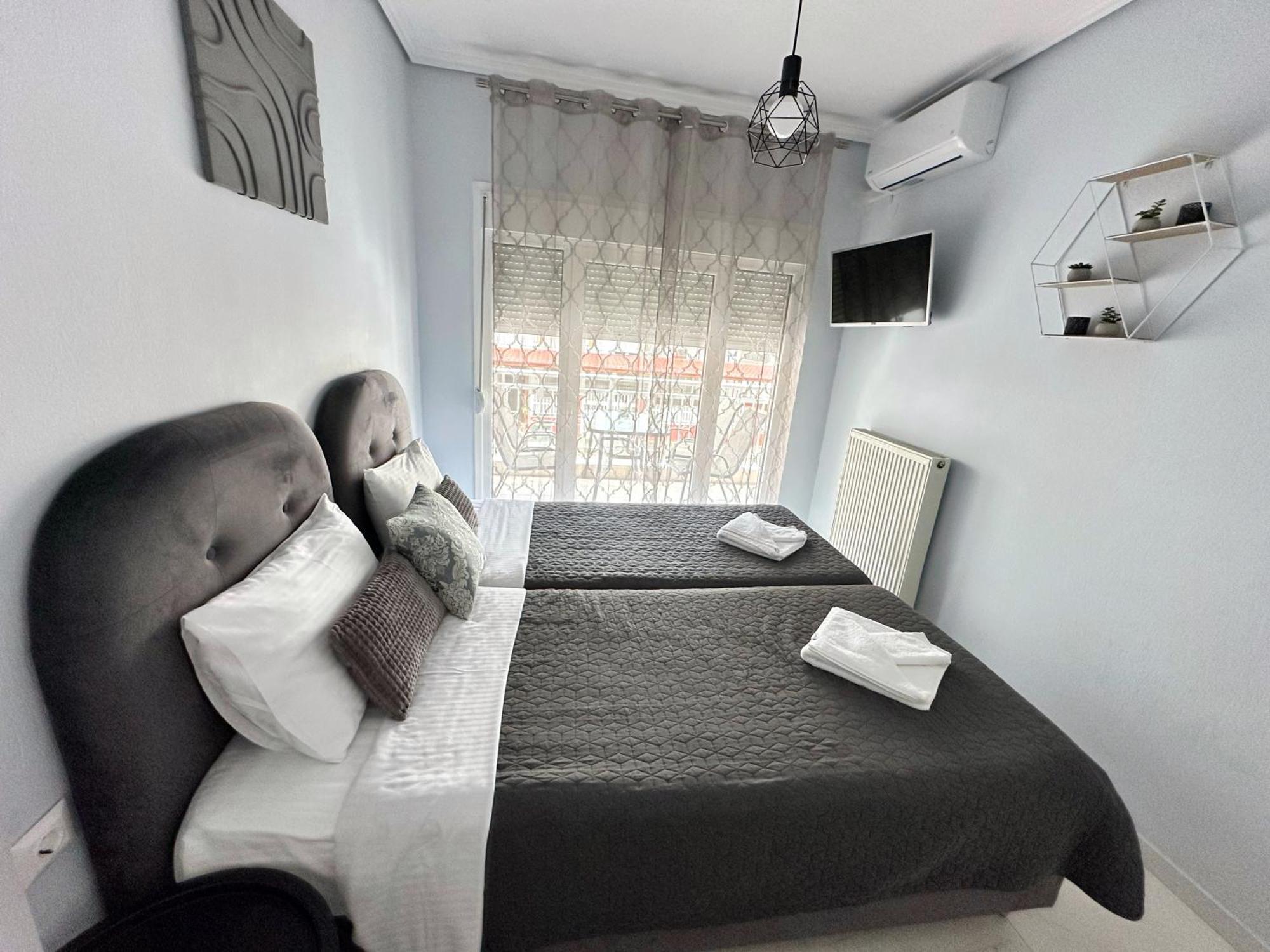 Eden Suite Paralia Luaran gambar