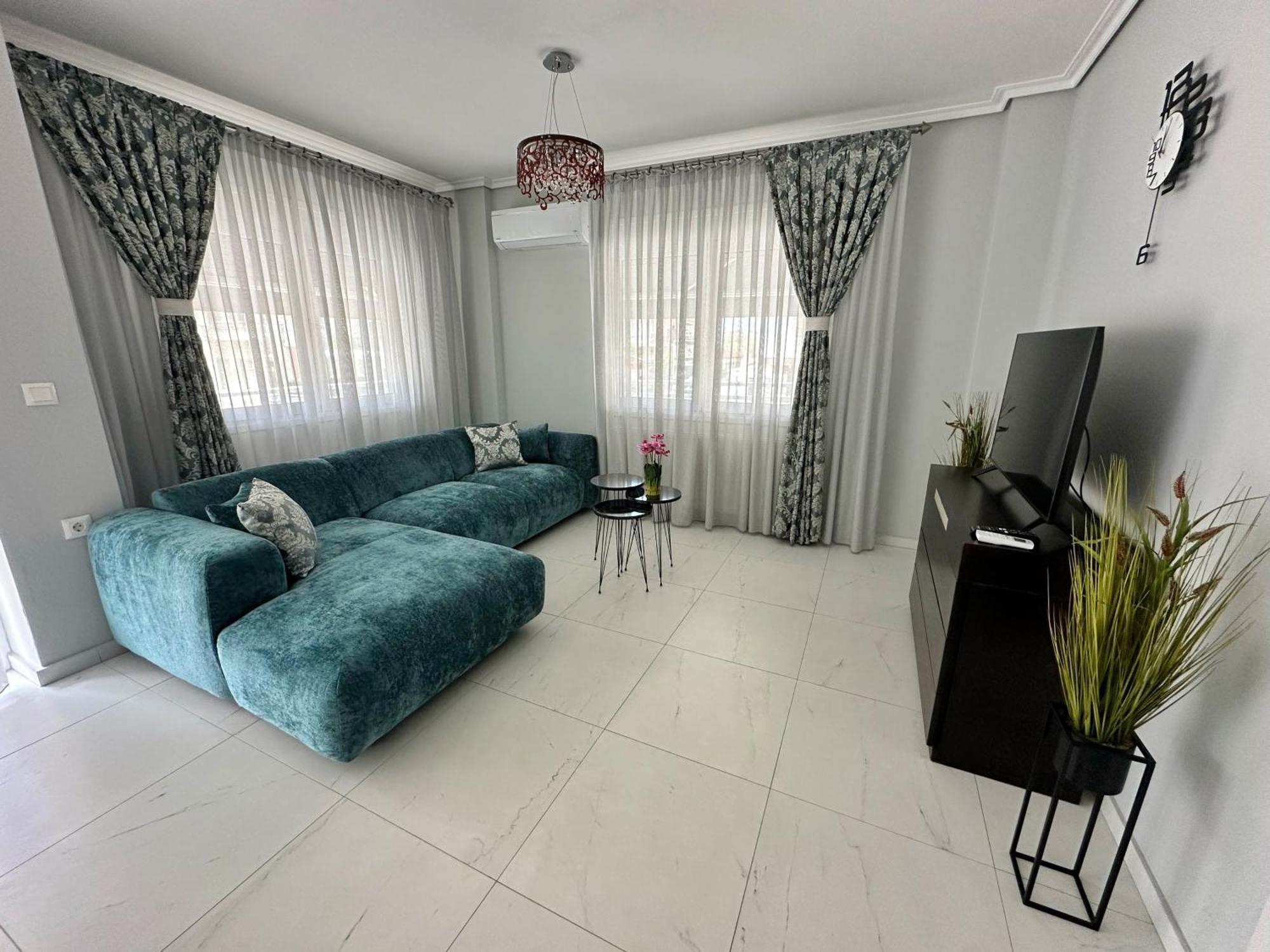 Eden Suite Paralia Luaran gambar
